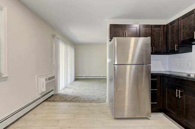 Photo - Brookwood Gardens