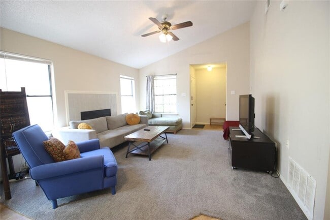 Photo - 11603 Pearwood Pl