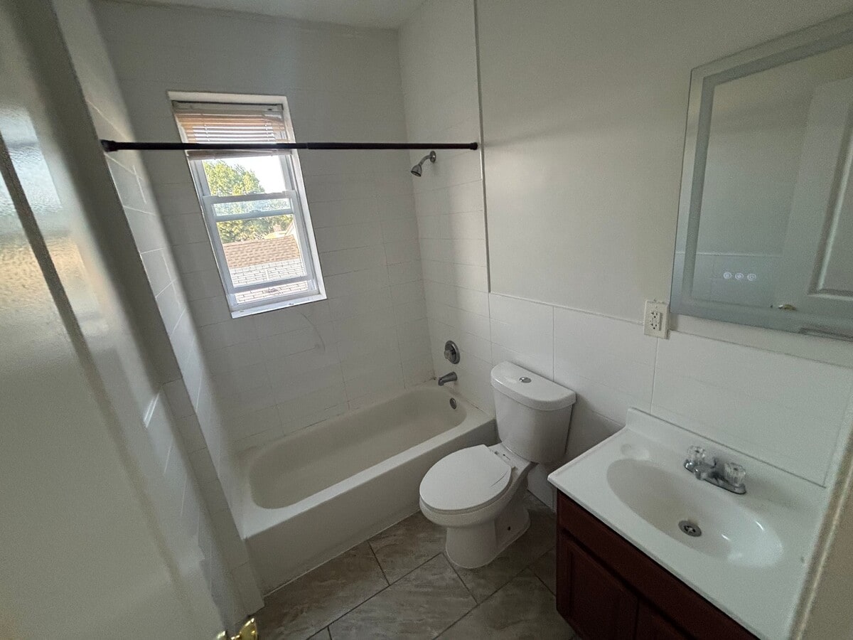 Photo - 162 Bergen Ave