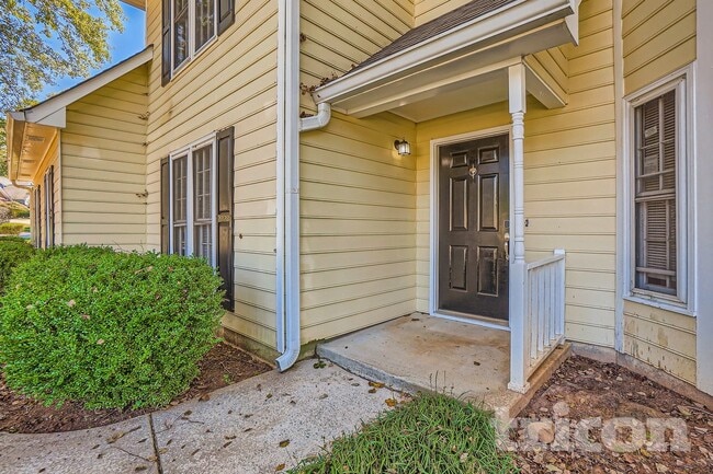 Photo - 5 Meadow Green