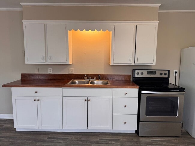 Photo - 1392 Unit 214 LAMBERT RD APT #8