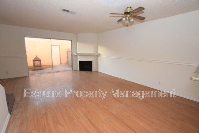 Photo - 3163 Kelp Ln