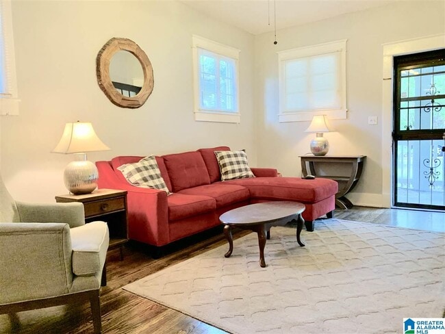 Photo - 1417 13th Pl S