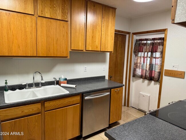 Photo - 8542 E Windsor Ave