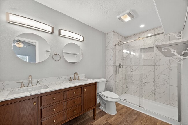 Building Photo - 11447 Kirkvalley Dr