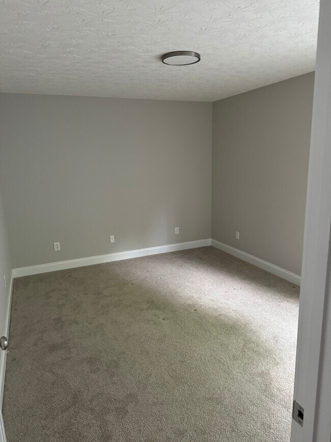 Photo - 109 Turnberry Dr