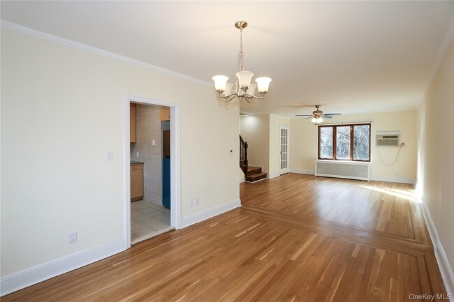 Photo - 67-47 Kessel St