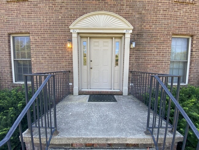 Building Photo - 4024 Palmetto Dr