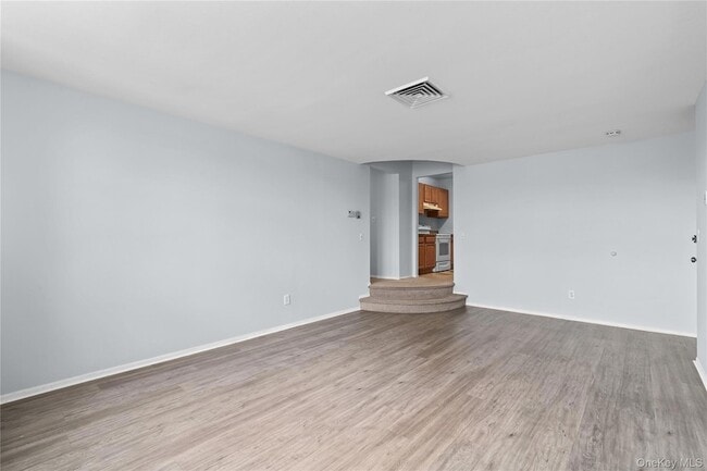 Photo - 60 Kensico Rd Unit 22