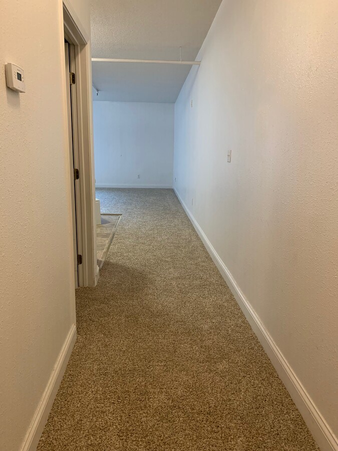 Apt 402 - Chatterton Place Apartments