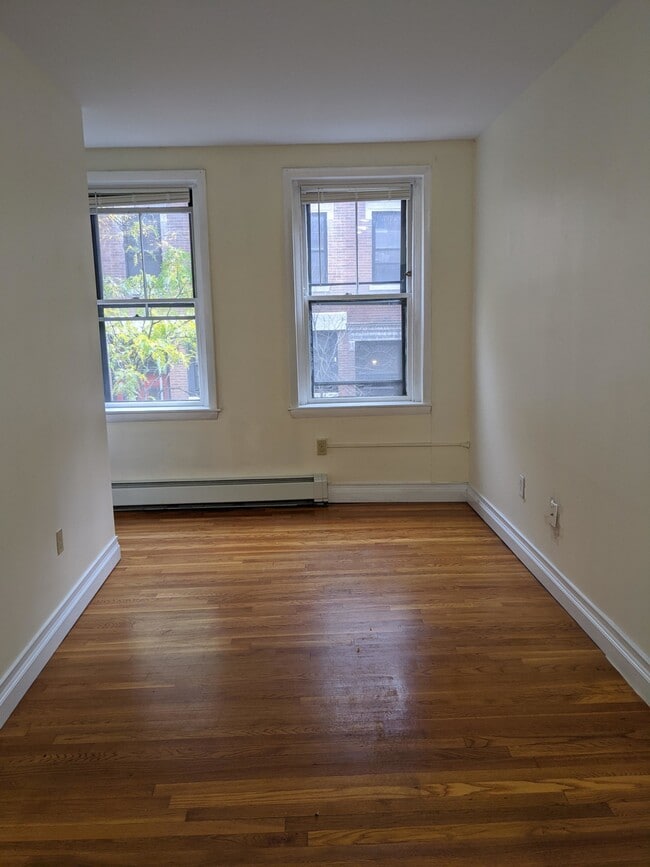 Photo - 79 Phillips St Unit 2