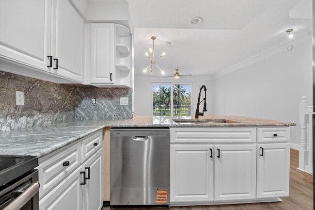 Photo - 2032 Alta Meadows Ln