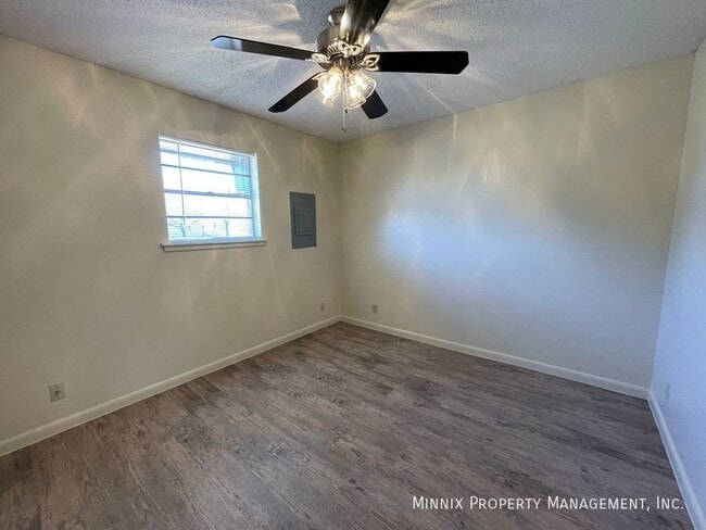 Photo - 500 4th Ave Unit 04