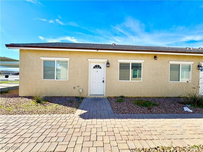 Photo - 1370 Ogallala St