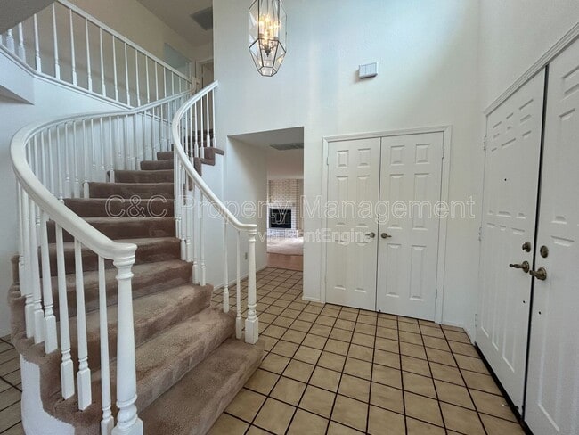 Photo - 284 Preakness Ln