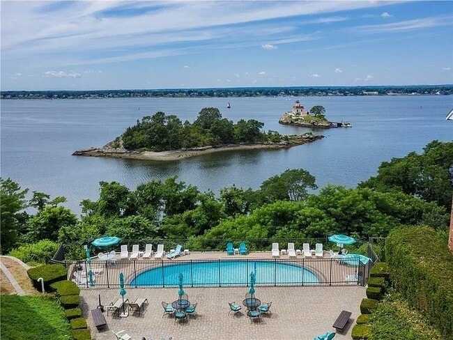 Photo - 23 Bullocks Point Ave Unit 4A