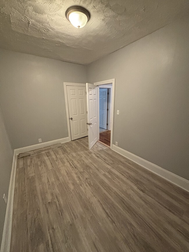 Photo - 506 4th St Unit 1