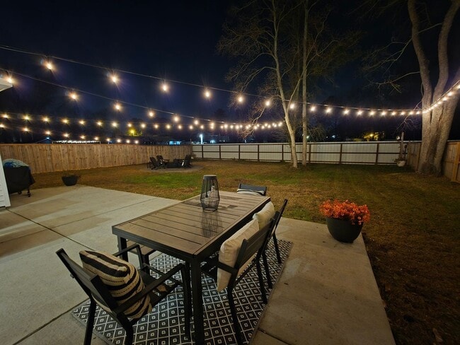 Photo - 8705 Jenny Lind St