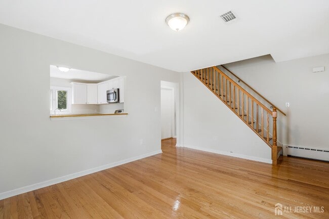 Photo - 372 Seneca Ave