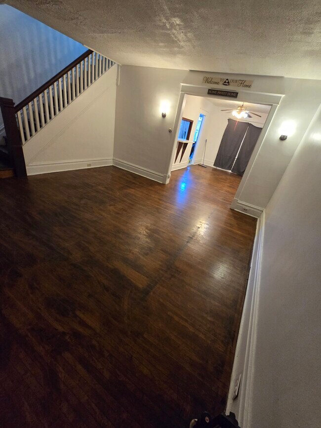 Photo - 1429 Naudain St