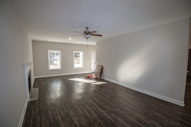 Photo - 603 N Kevin Ct