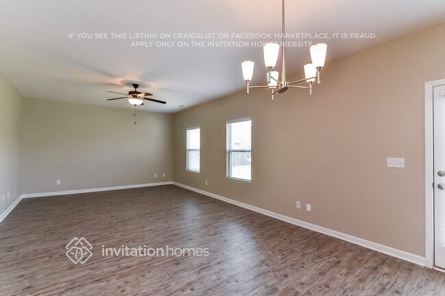 Photo - 3530 Mica Cir SE