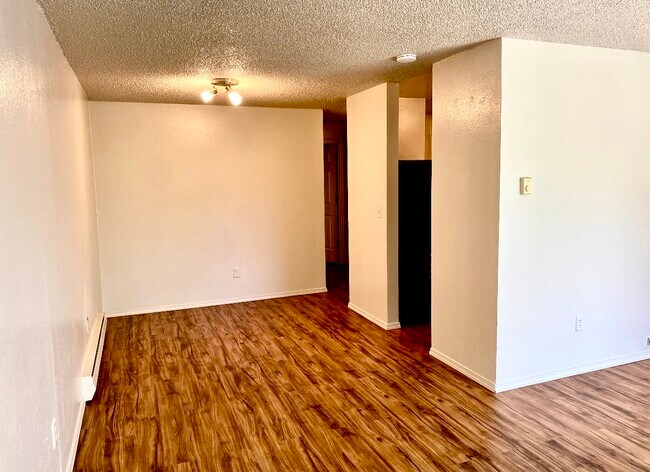 Photo - Kenny Apartments
