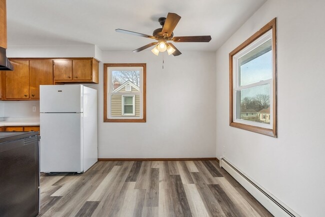 Photo - 1730 Harold St Unit 2