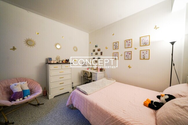 Photo - 772 Columbus Ave Unidad 4