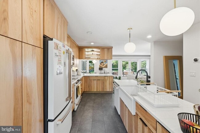 Photo - 5902 Wilson Ln