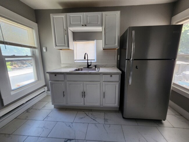 Photo - 30 Bright St Unit 2