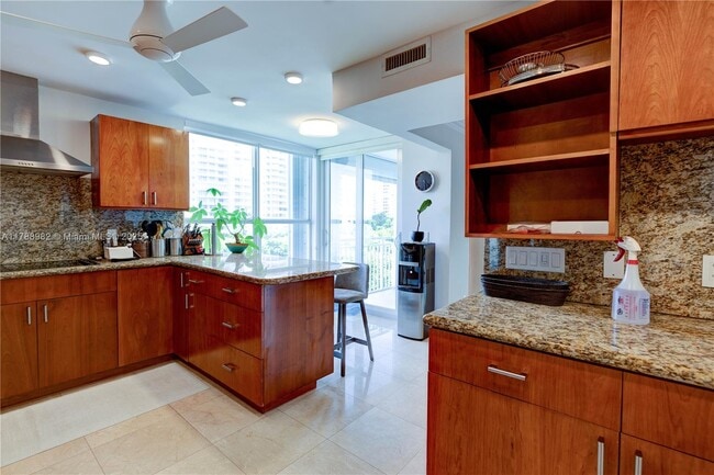 Photo - 609 Ocean Dr Unit 6H