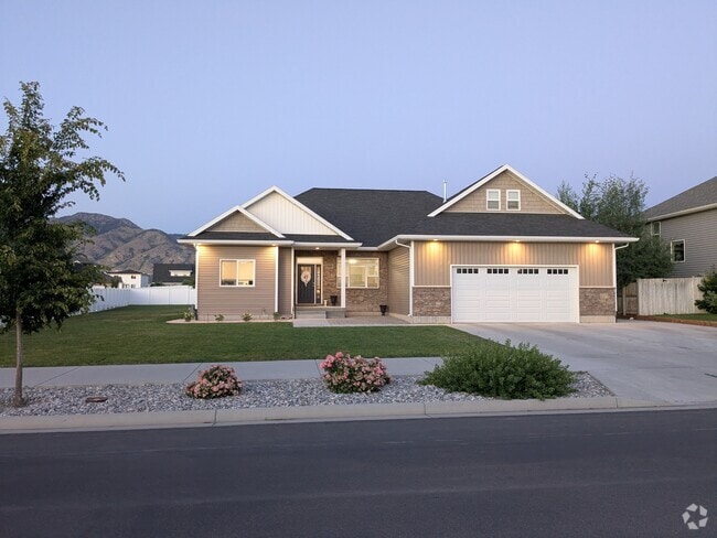 Building Photo - 1838 N 400 W Rental