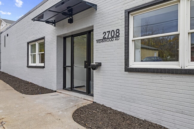 Photo - Wehnwood Court Apartments