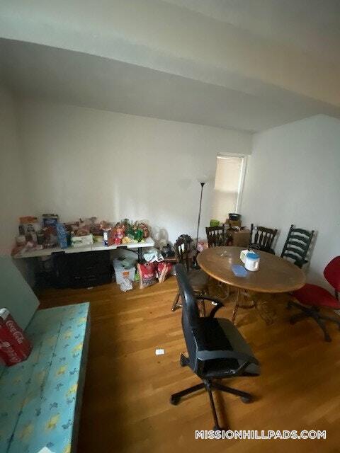 Photo - 63 S Huntington Ave Unidad 2