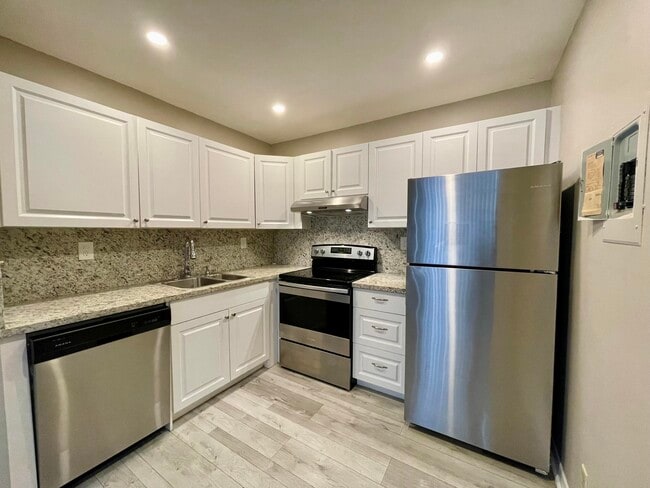 Photo - 864 Flanders S Condo Unit 864