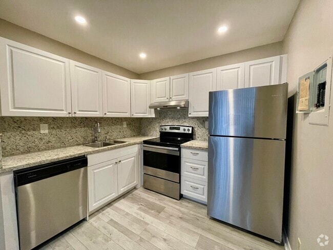 Building Photo - 864 Flanders S Unit 864 Rental