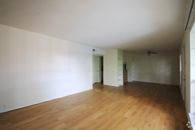 Building Photo - 600 Heights Blvd Unit 16 Rental