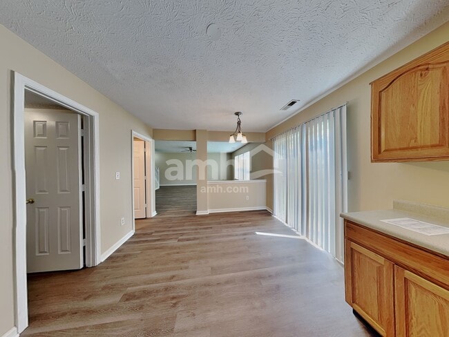 803 Green Woods Dr