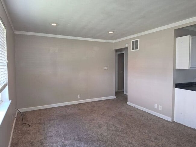 Photo - Mishawaka Southside Single family home with Garage