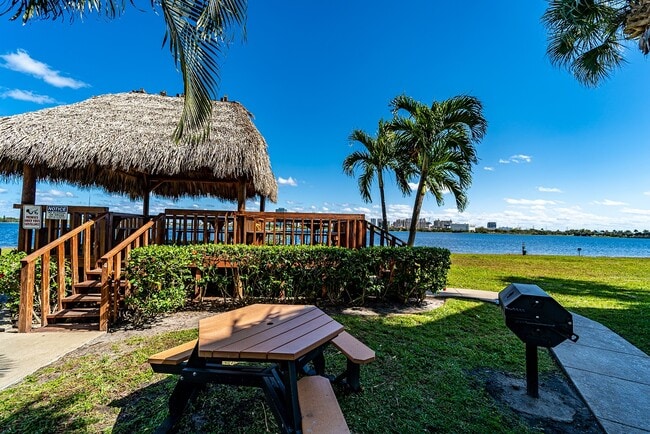 Bella Lago Vista