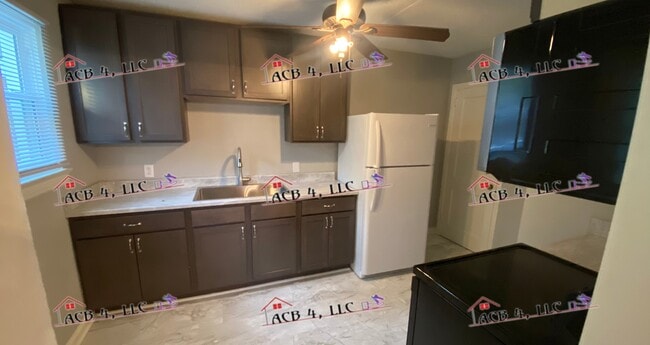 Photo - 2420 Brandon Ave SW