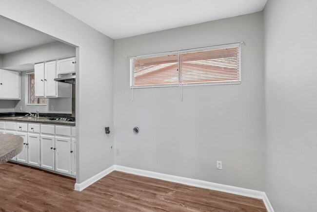 Photo - 2821 General Doolittle Ave