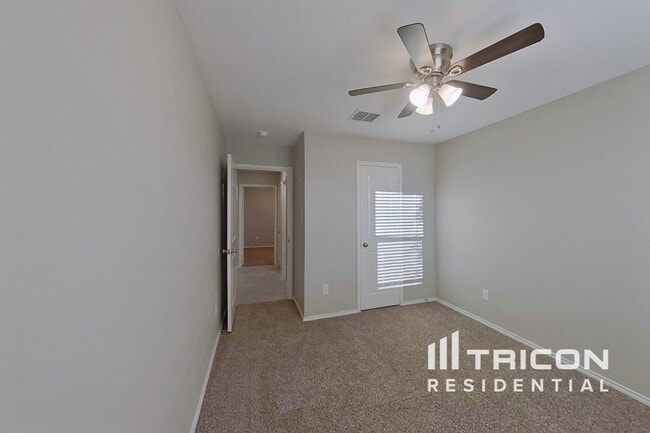 Photo - 1720 Clairborne Ct