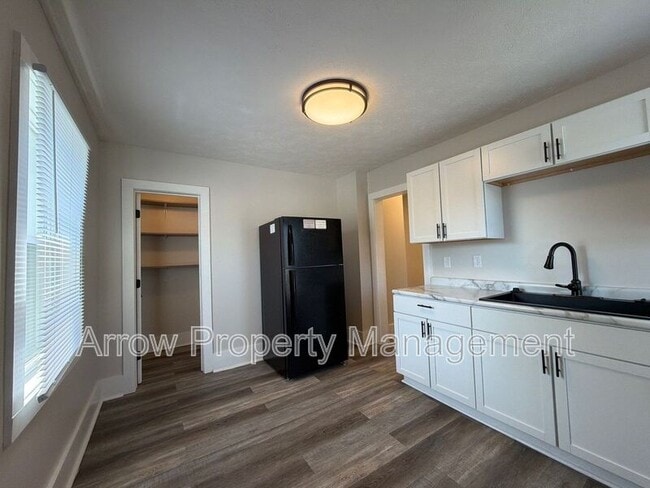 Photo - 926 A St Unit D