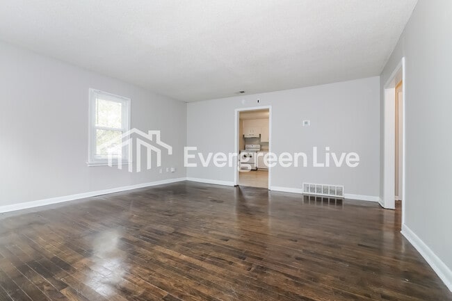 Photo - 319 S Hocker Ave