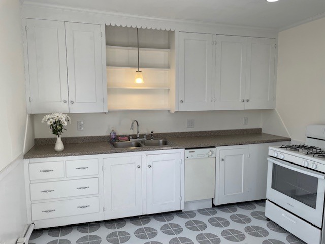 Kitchen - 462 N Main St Unit 2nd floor