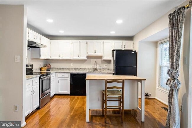 Photo - 3032 Braxton Wood Ct