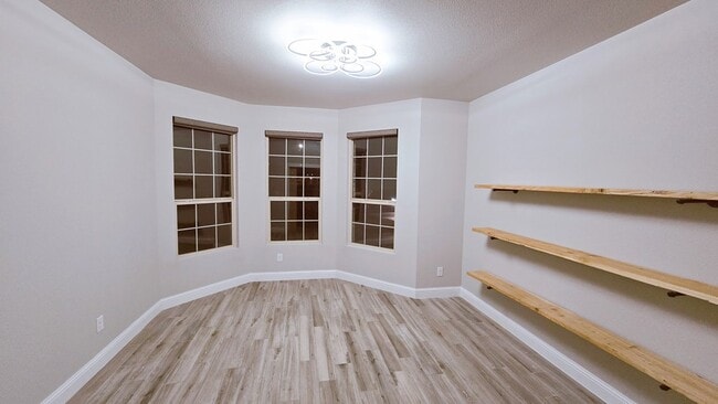 Photo - 26 Balmoral Cir