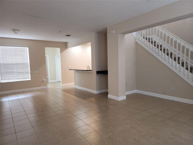 Photo - 14722 SW 12th St